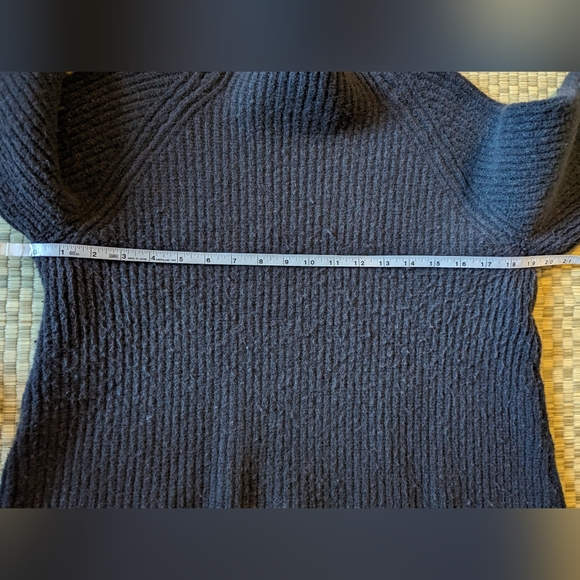 Elizabeth Suzann 100% Climate Beneficial Wool Sweater Womens Sz S/M Made in USA - Picture 6 of 7